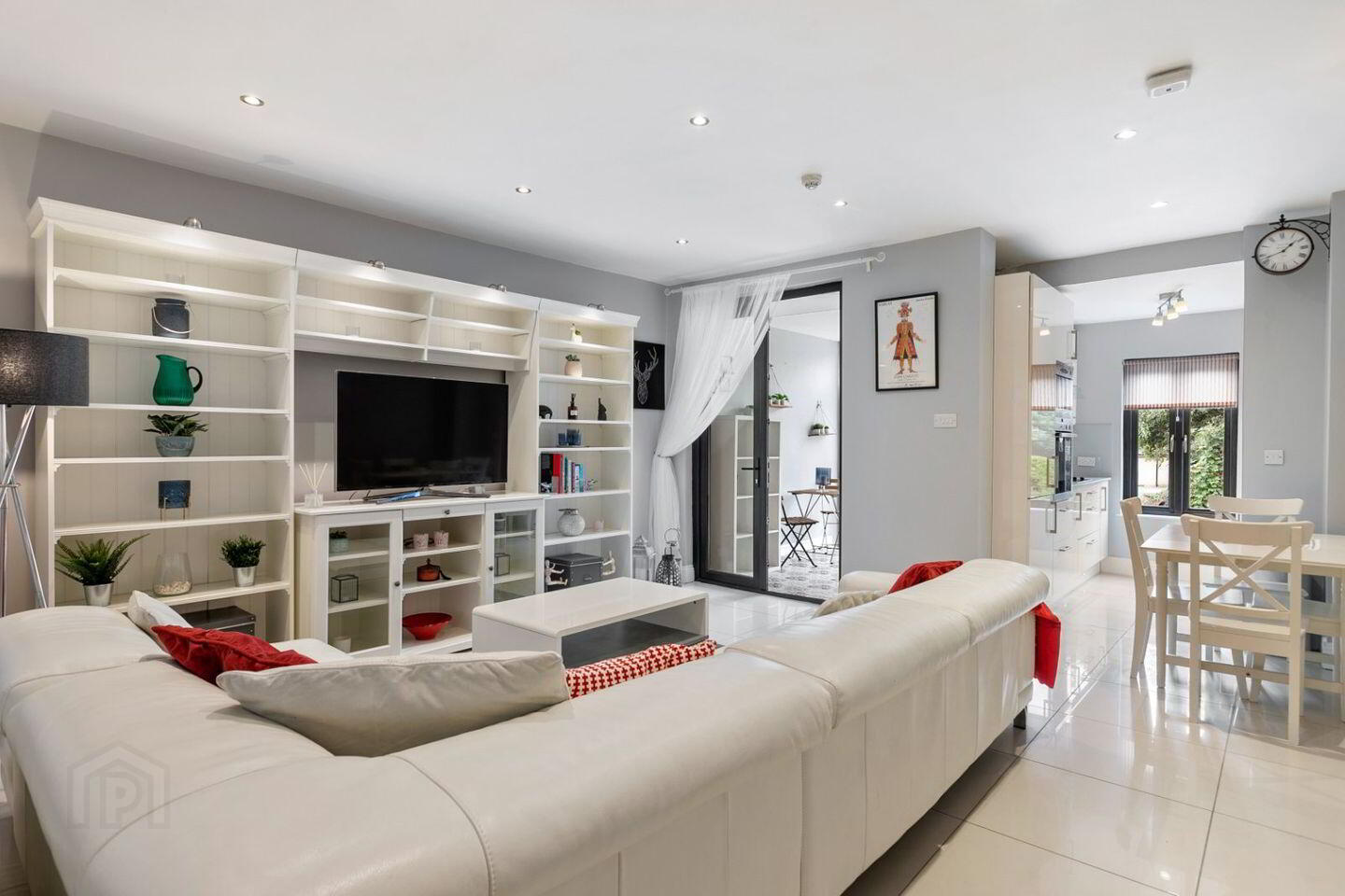 42 Village Court 3 of 11