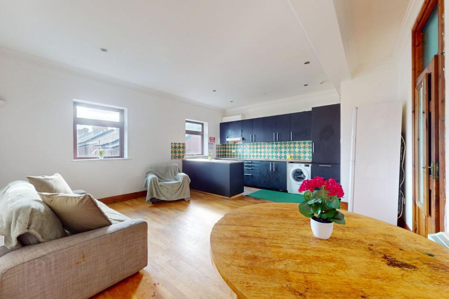Apartment 3 69 Lower Georges Street 2 of 12