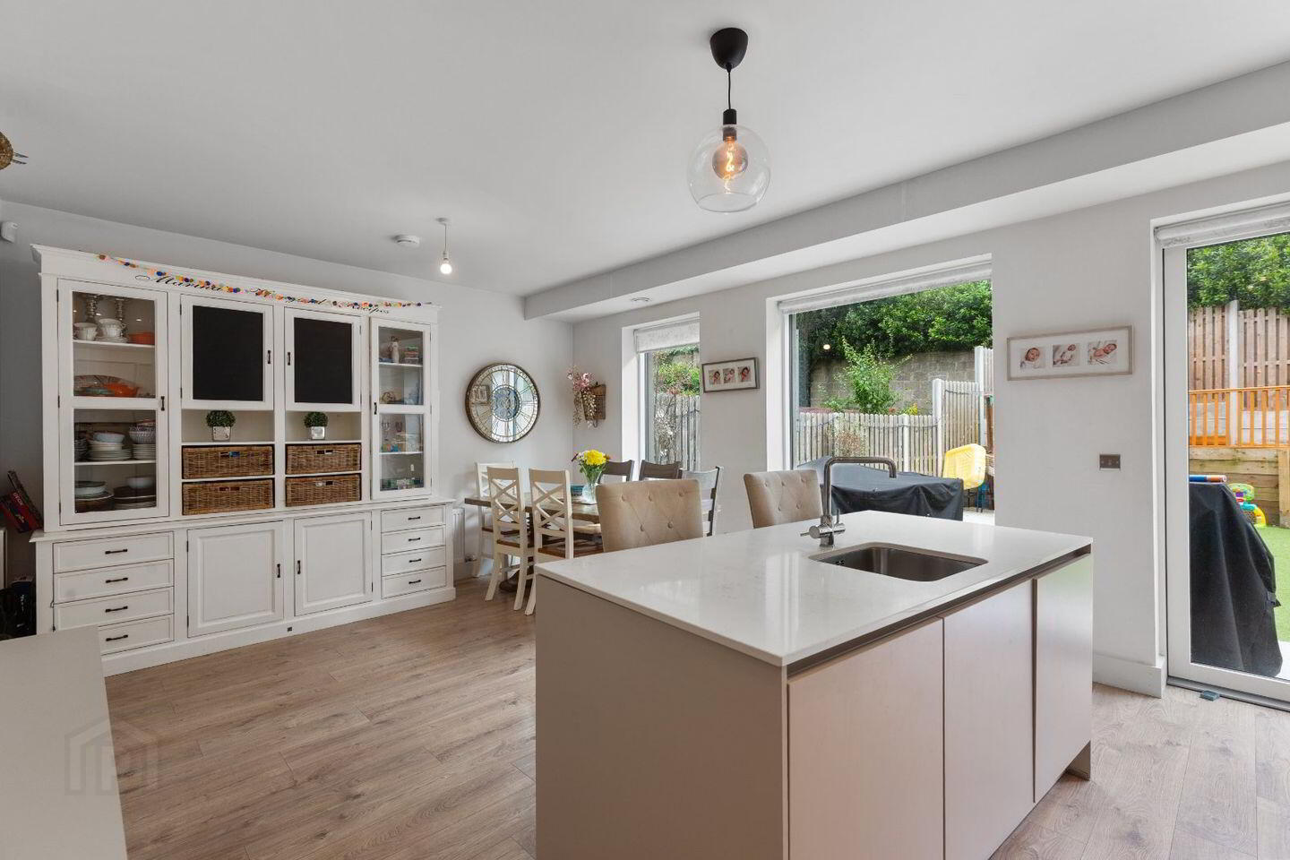8 Egremont 3 of 25