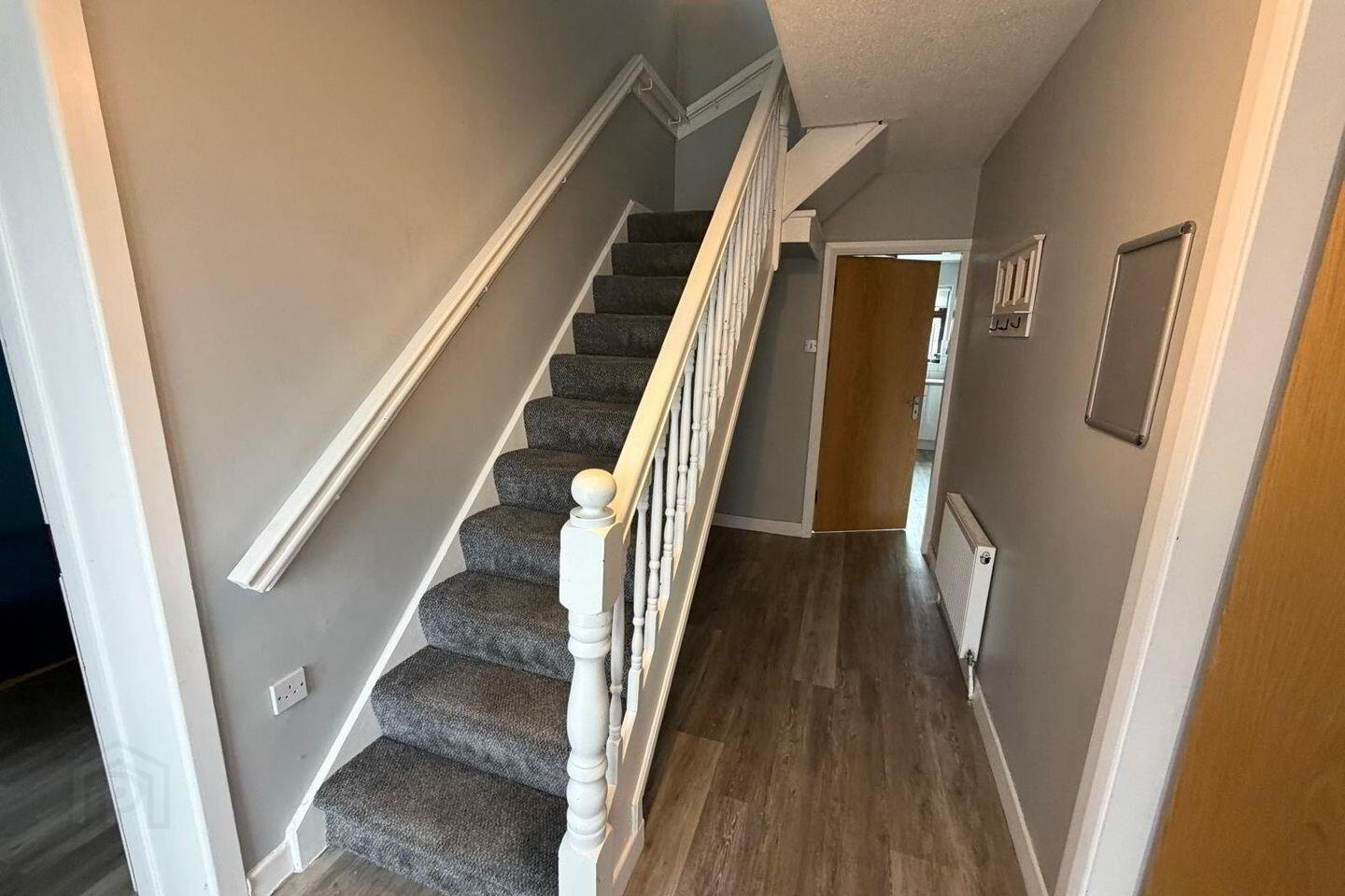 84 Westcourt 2 of 28
