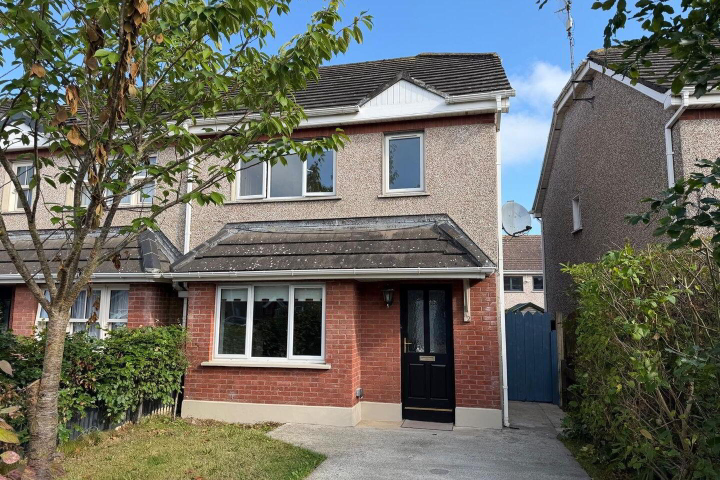 42 Beechwood Close 1 of 24