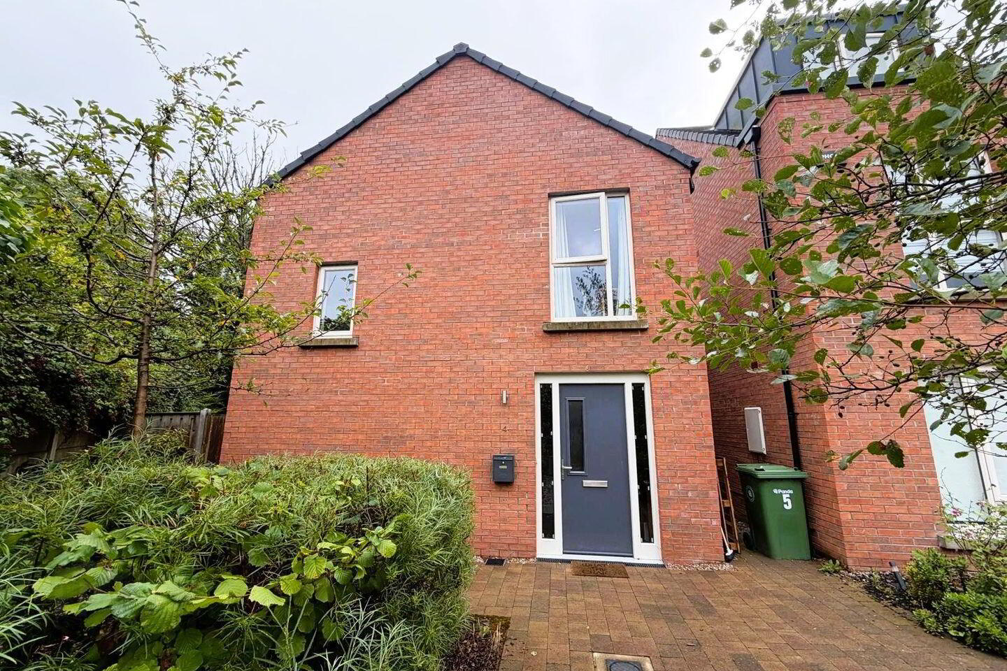 4 Newtown Wood 1 of 32