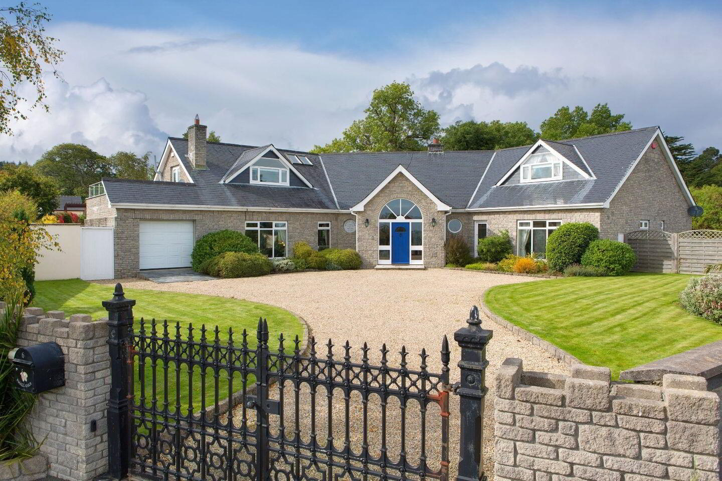 Small Oaks, 6 Rathmichael Haven 1 of 30