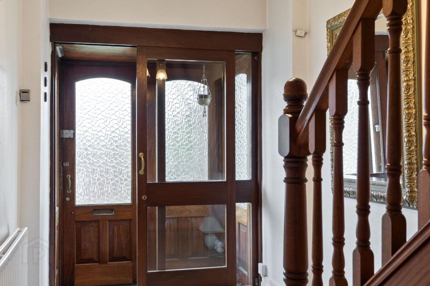 28 Glenfarne Road 3 of 33