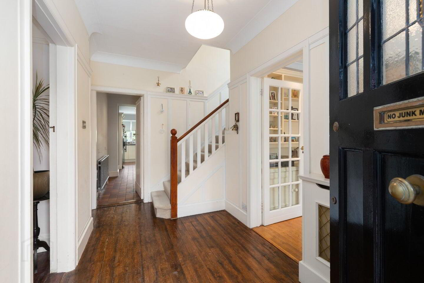 26 Wilfield Park 2 of 21