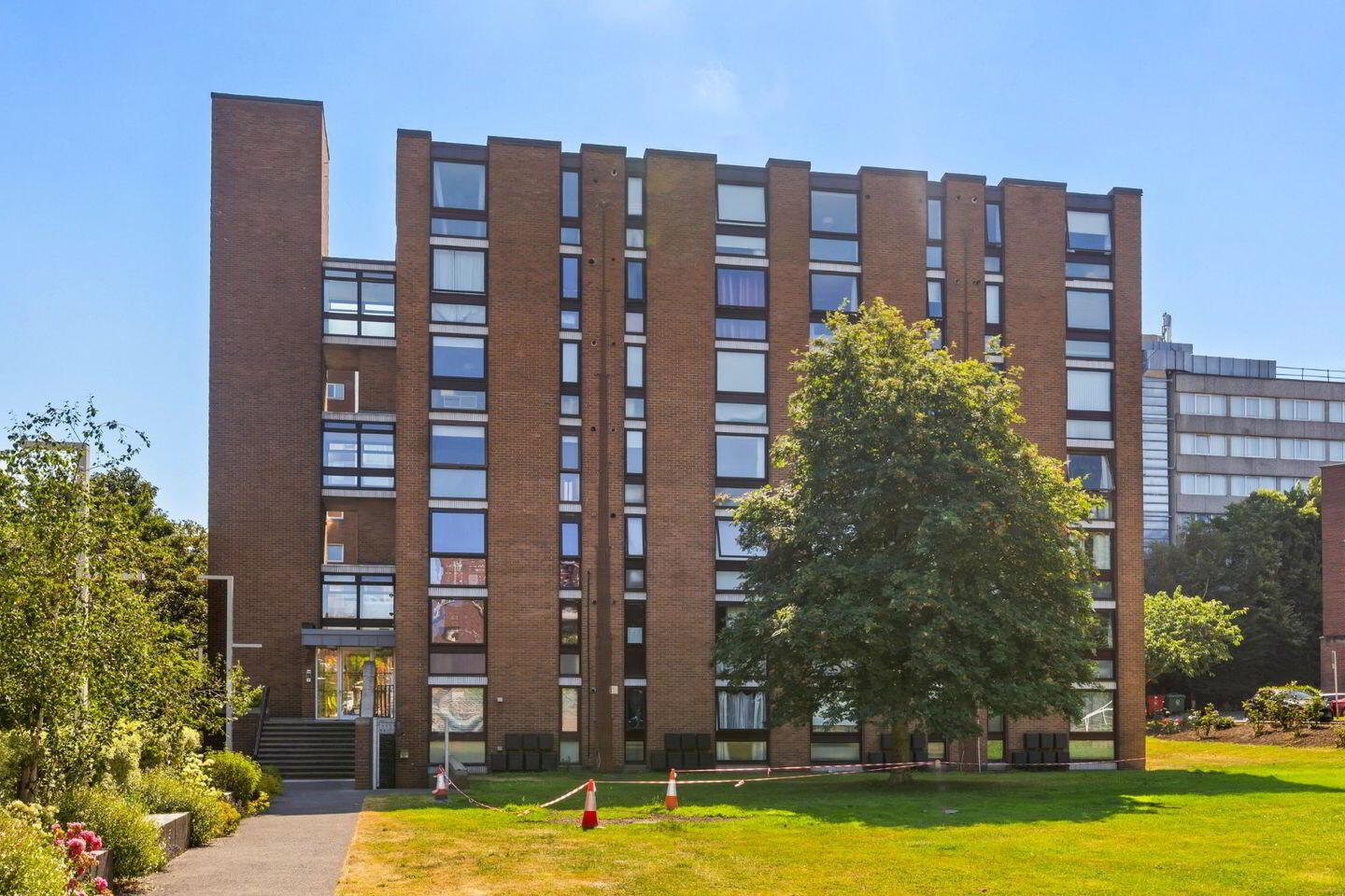 54 Rowan House 1 of 7