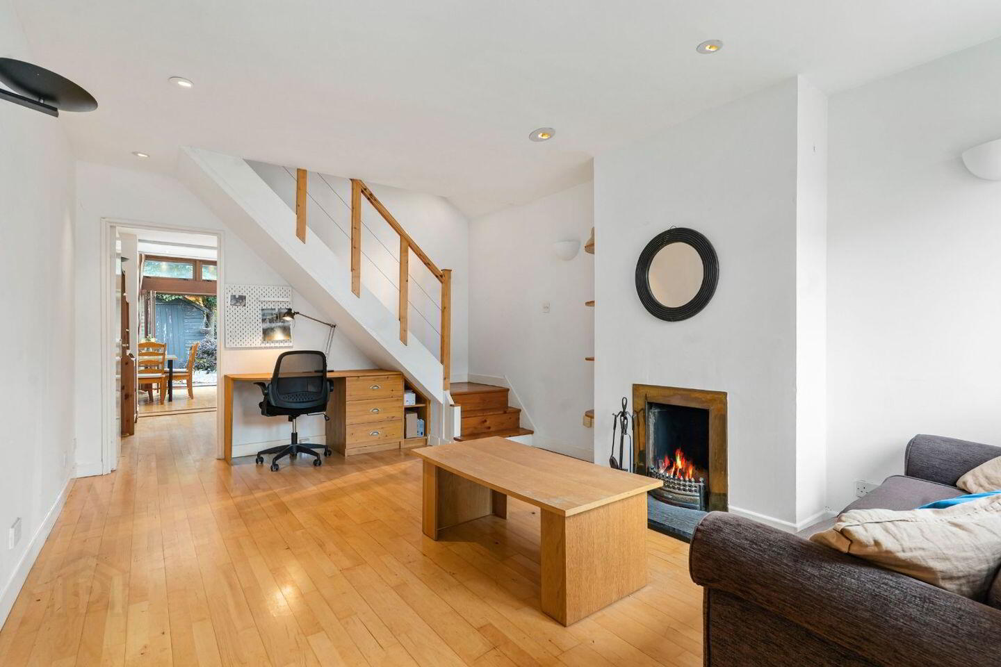 33 Park Court 2 of 13