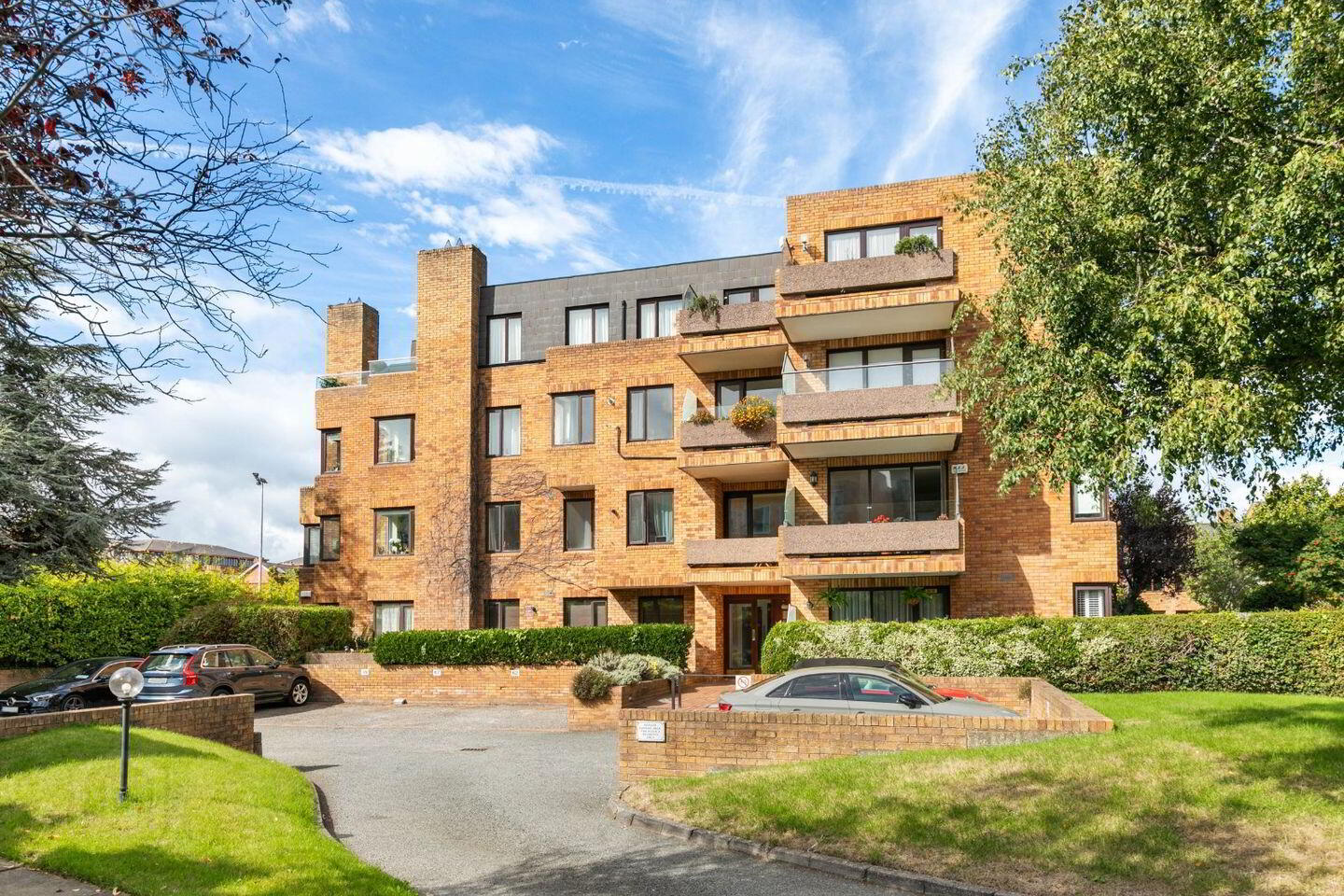 51 Merrion Village 1 of 12