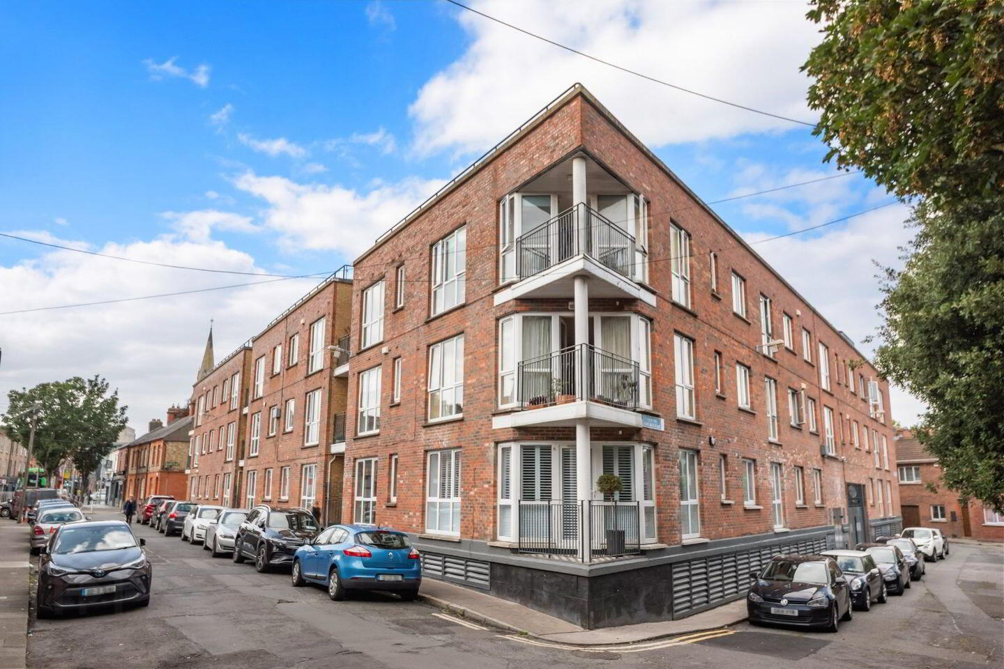 34 Ropewalk Place 1 of 9
