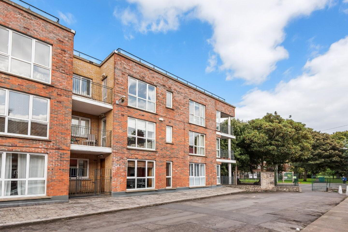 34 Ropewalk Place 2 of 9