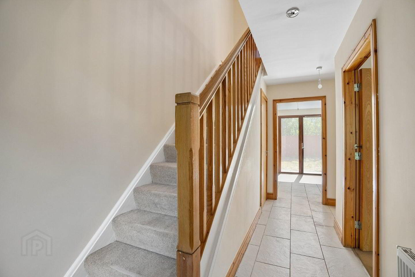 68 Castlegate Grove 2 of 32