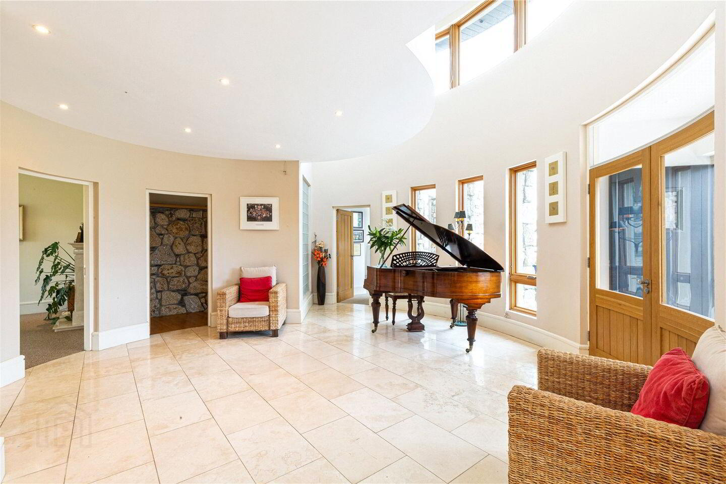 15 Millbank 3 of 33
