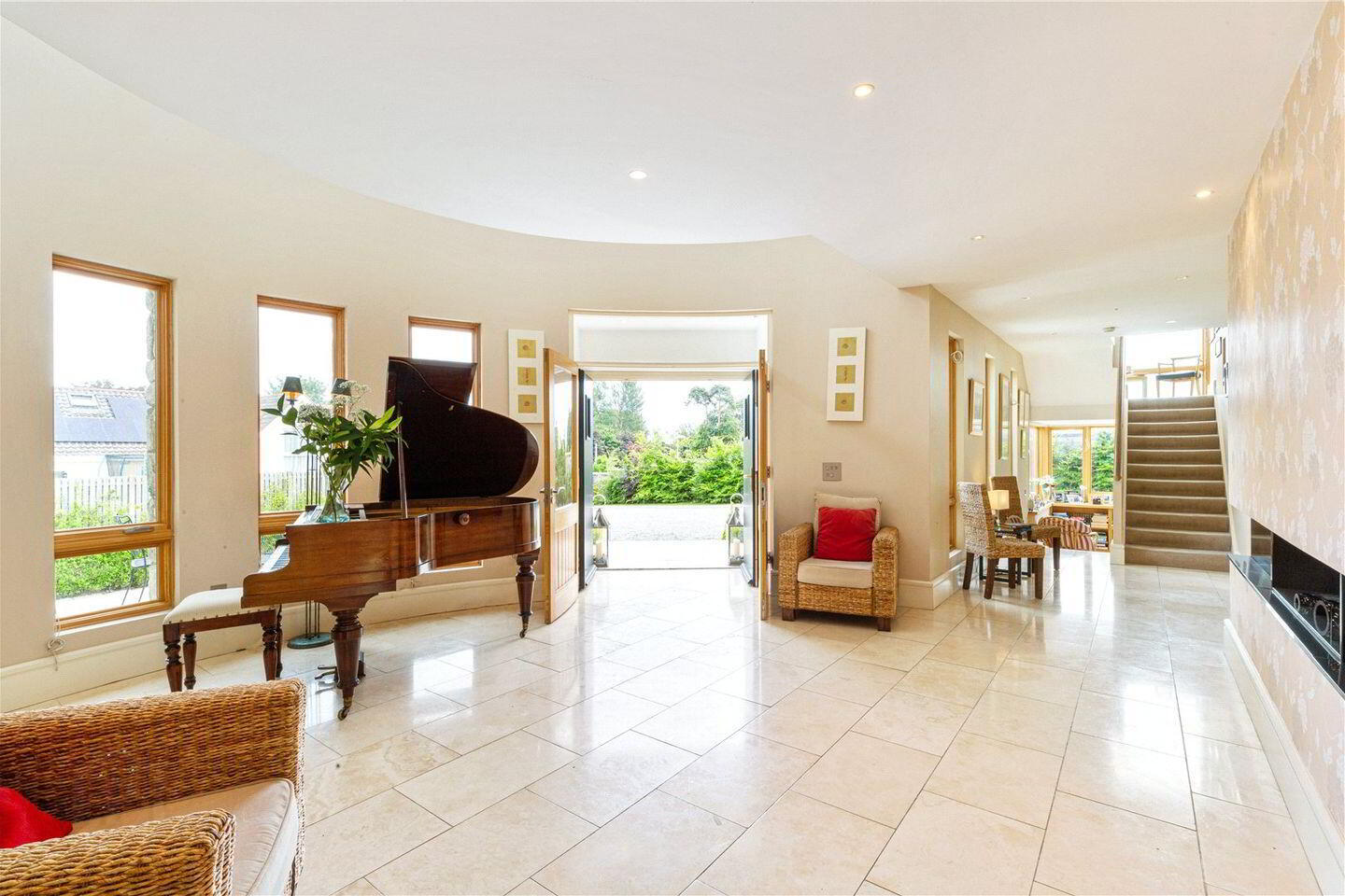 15 Millbank 2 of 33