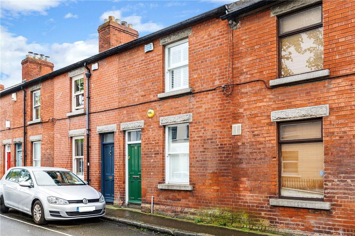 4 Meathville Terrace 1 of 8