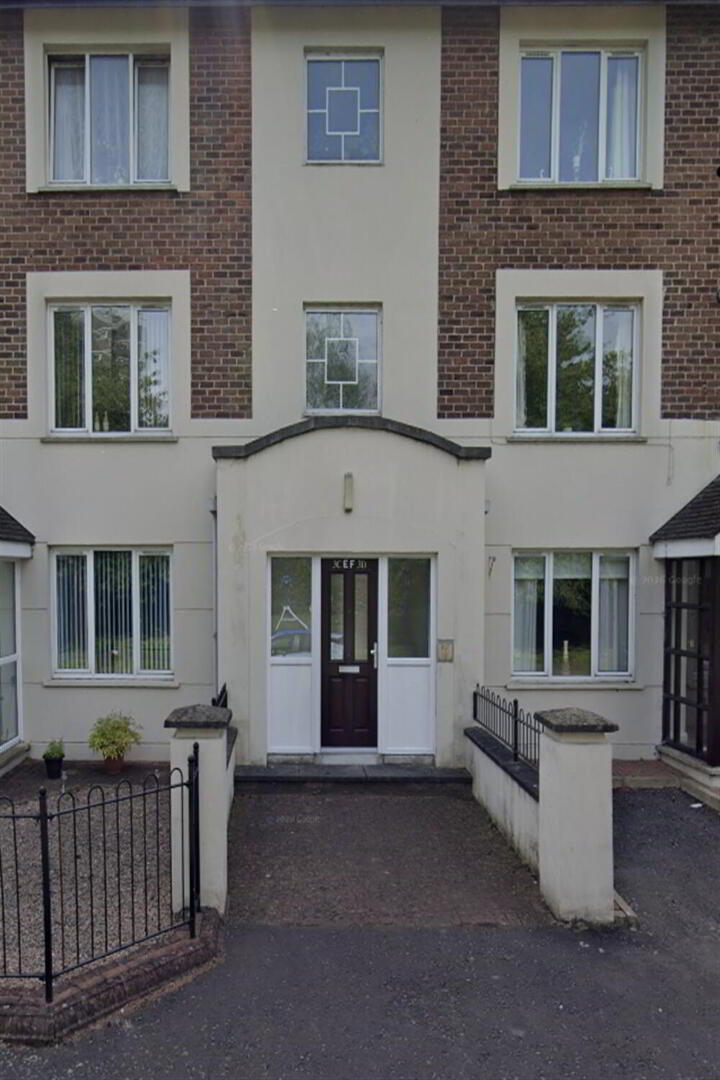 Flat D, 3 Laurel Way 1 of 9