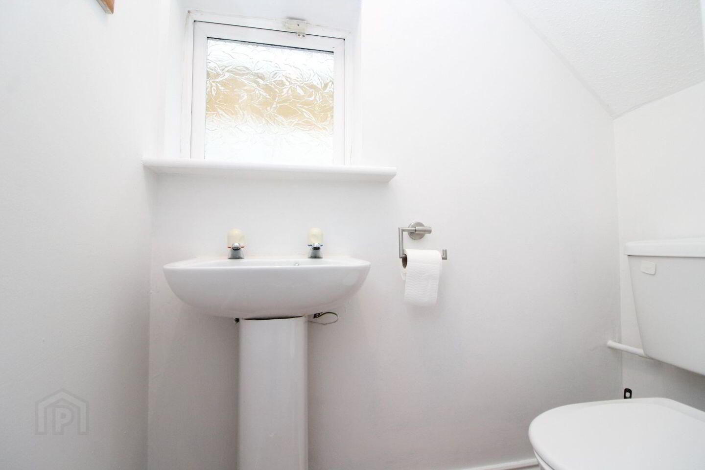 51 Ferncourt Green 25 of 26