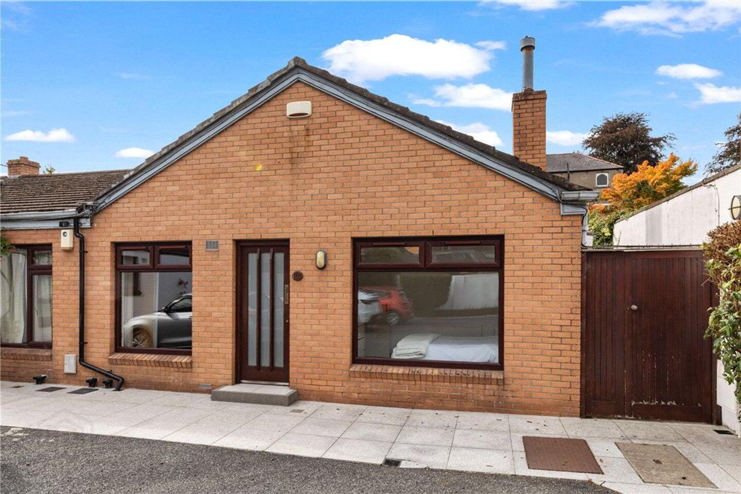 26 Leeson Village 1 of 8