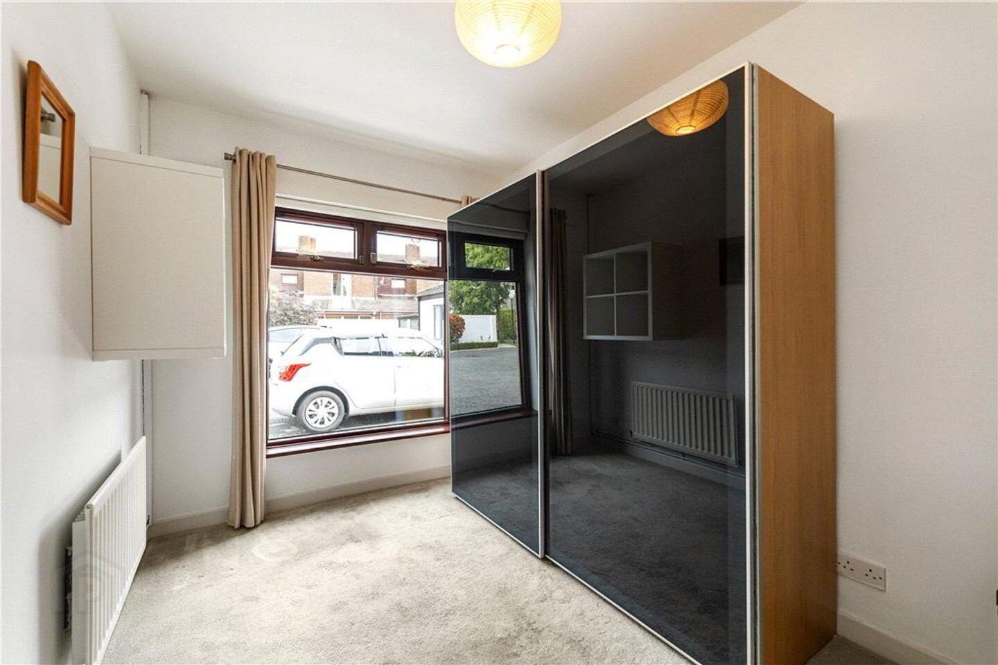 26 Leeson Village 7 of 8
