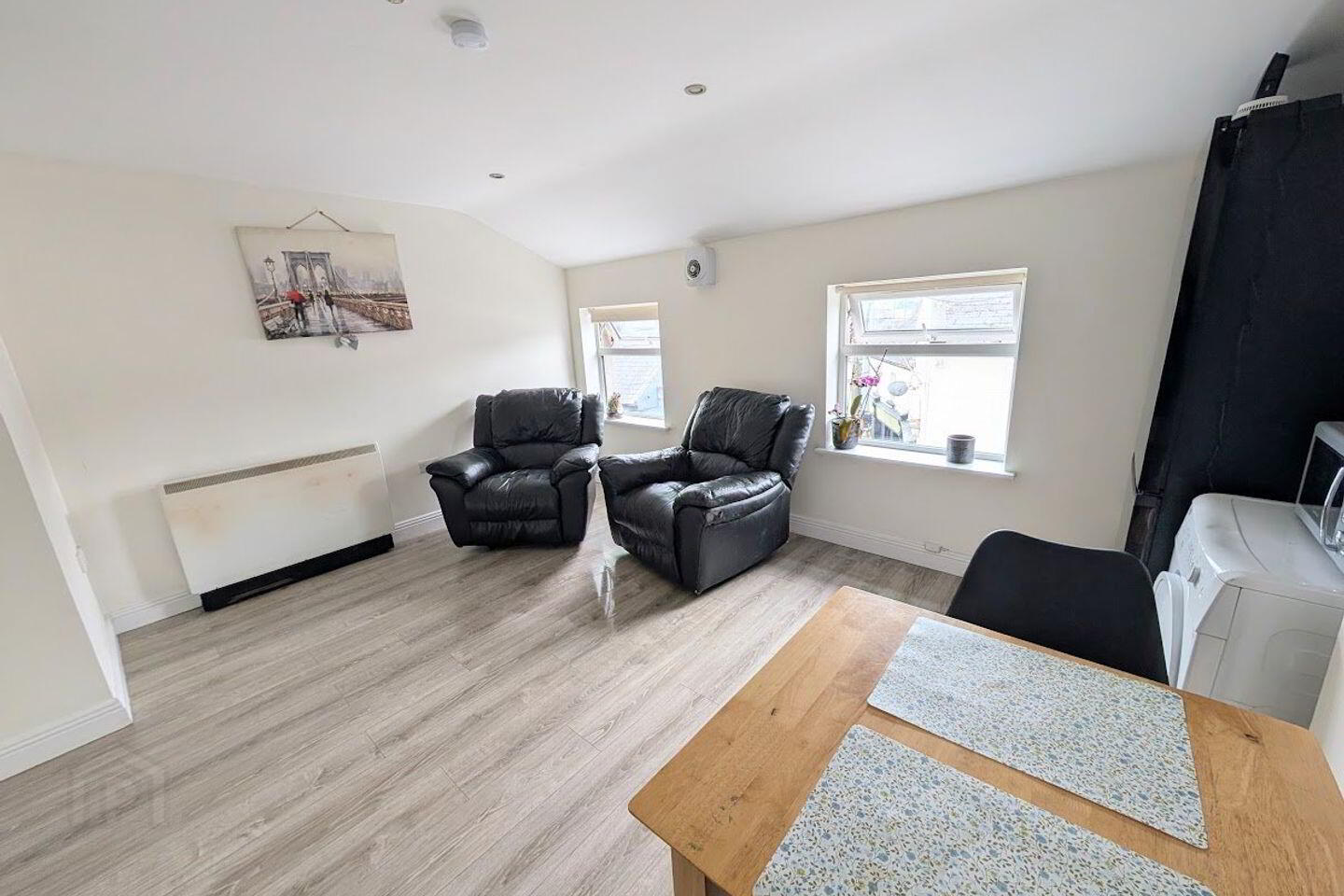 Apartment 6 6 McDonagh Street 2 of 8