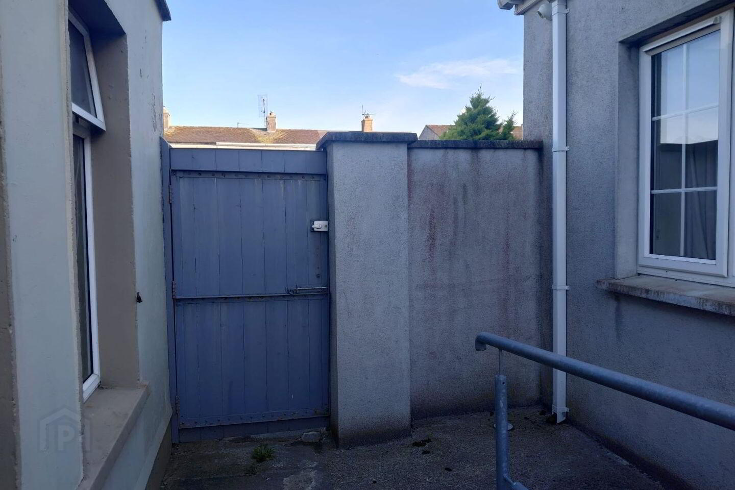 8 James Connolly Park 17 of 17