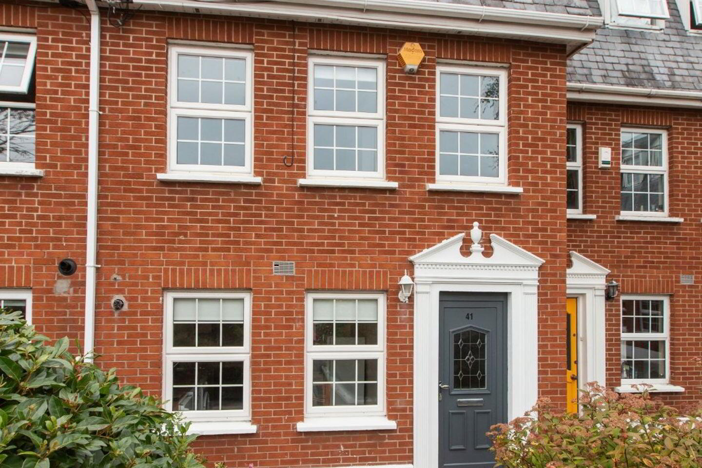41 Grosvenor Park 2 of 17