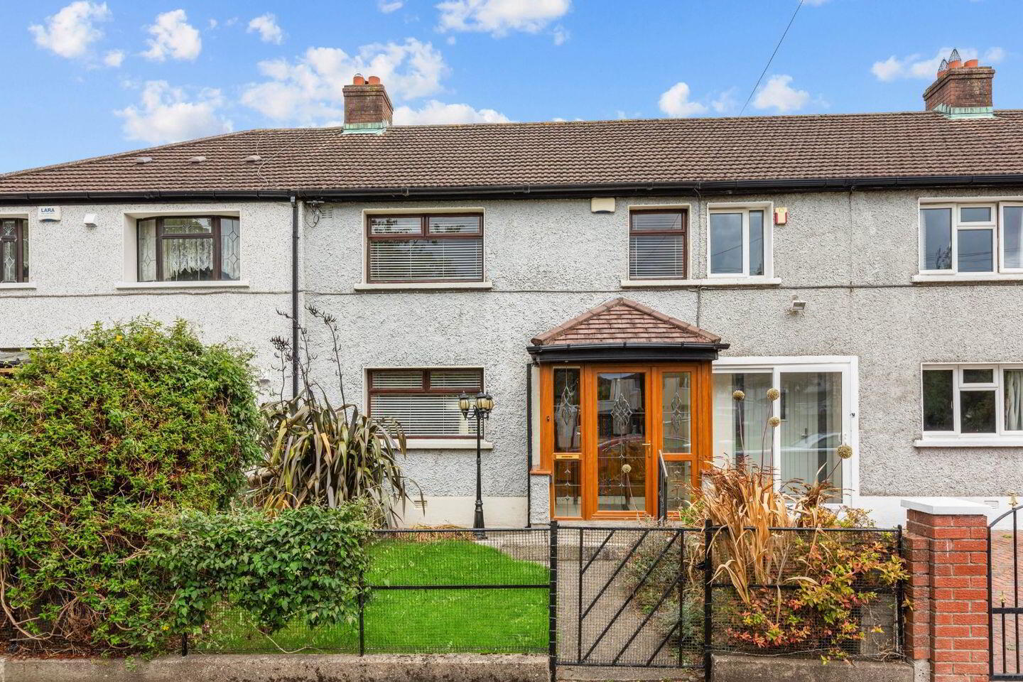 18 Percy French Road 1 of 12