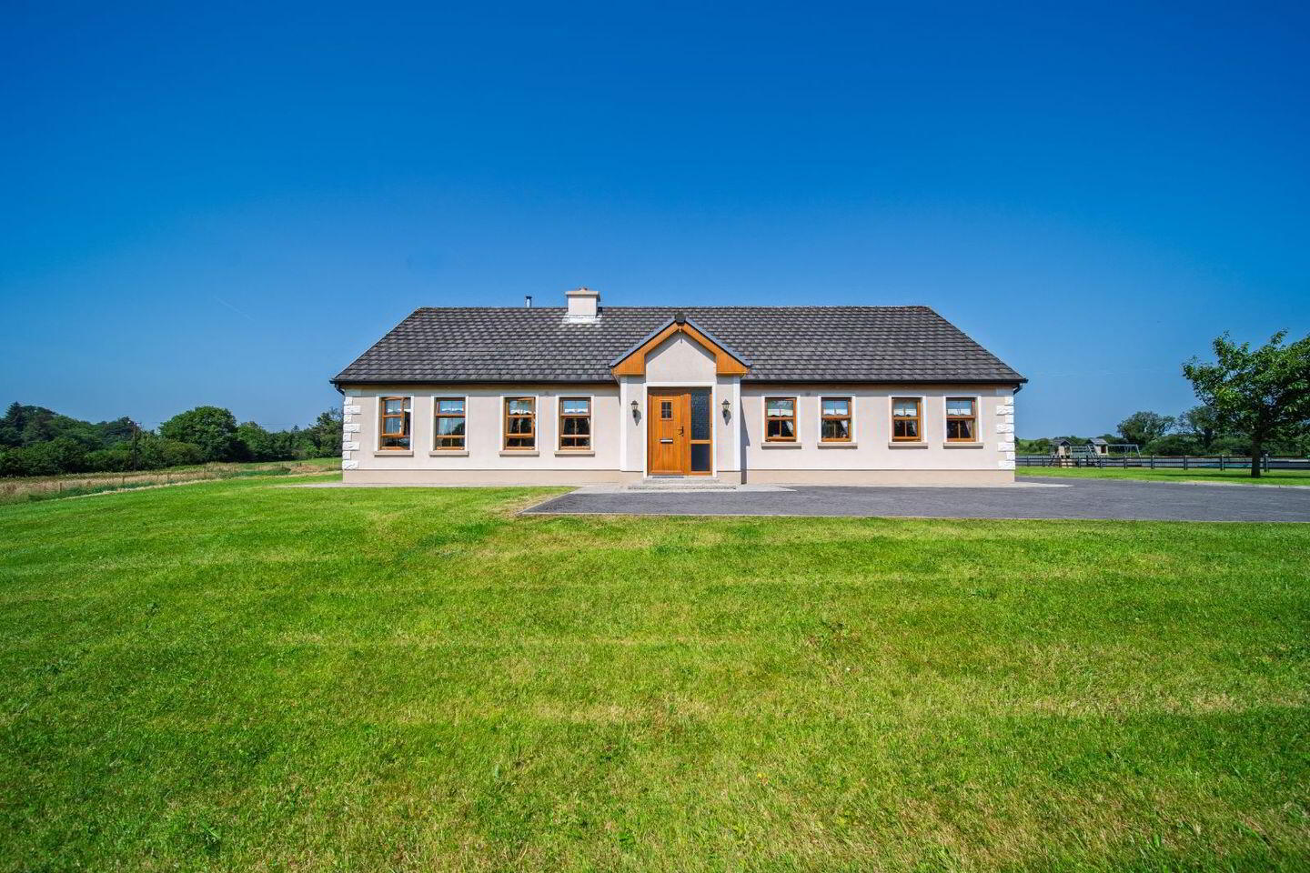 Palmerstown 1 of 28