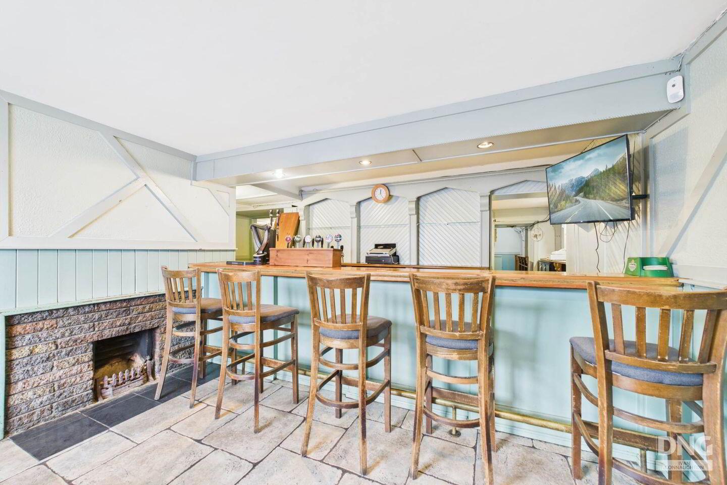 Clarke`s Pub & Residence 2 of 52