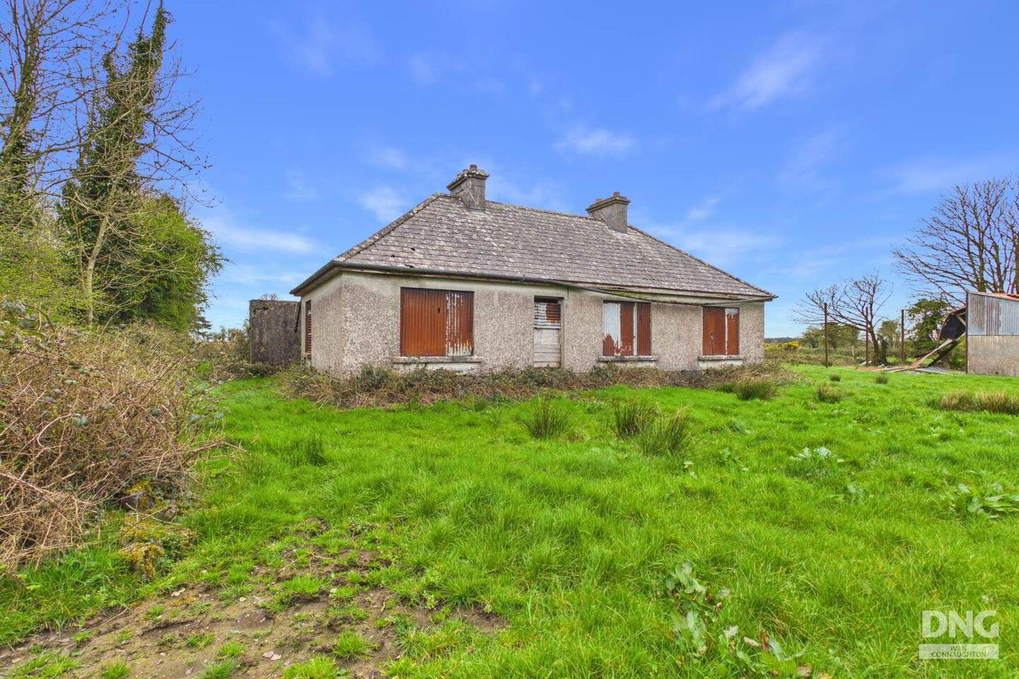 Derelict Residence On, C. 0.90 Acres 2 of 7