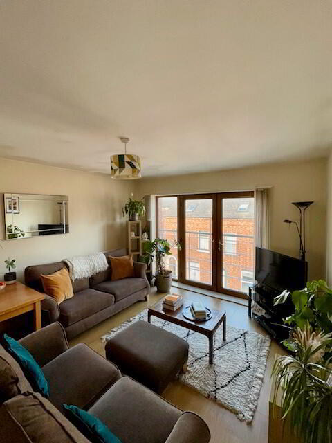 39 Thorndyke Street 2 of 5