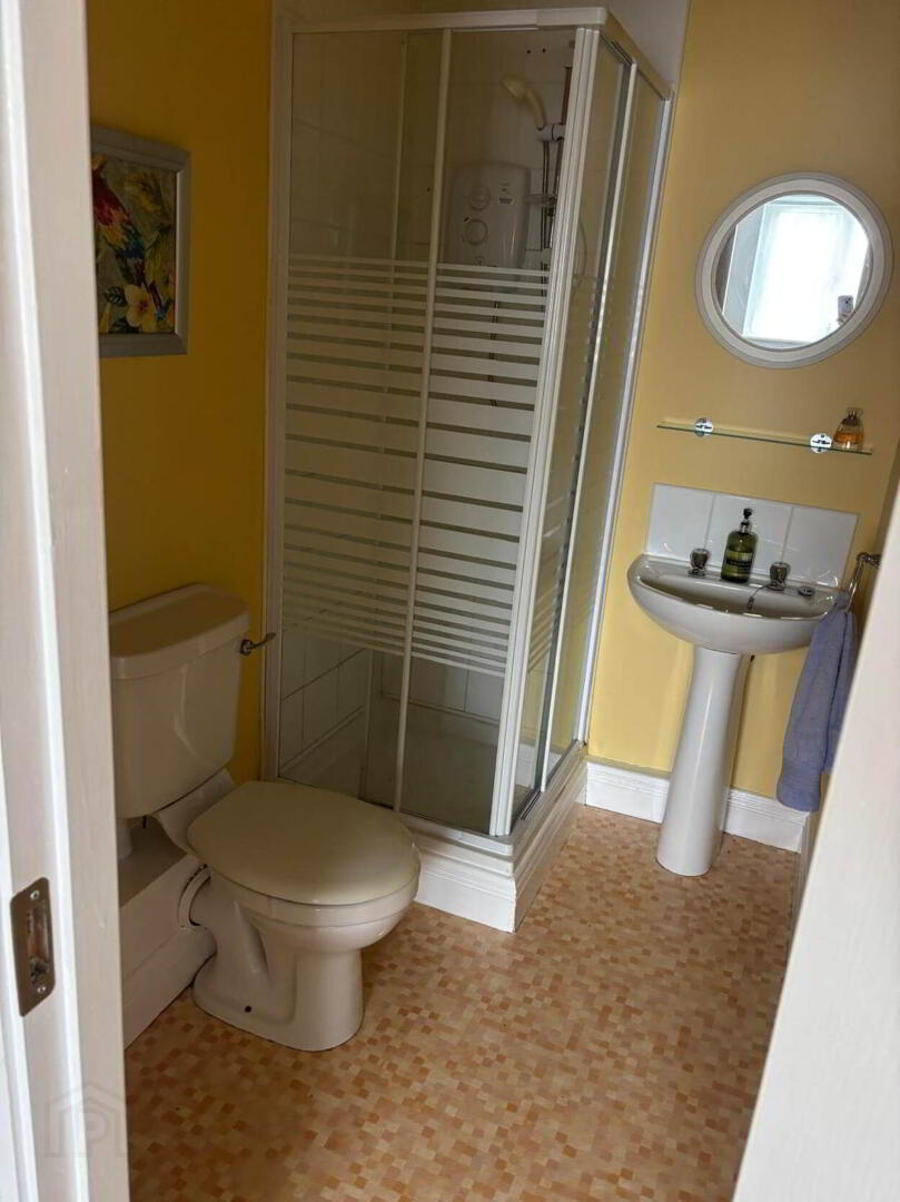 Apt 4, Balrath Wood 6 of 6