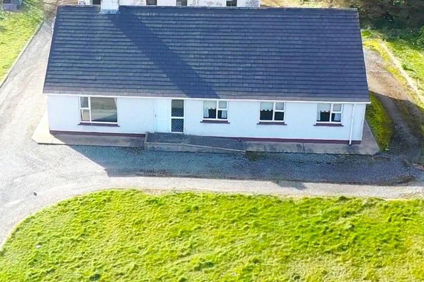 2 X Houses On, C .4 5acres 2 of 29