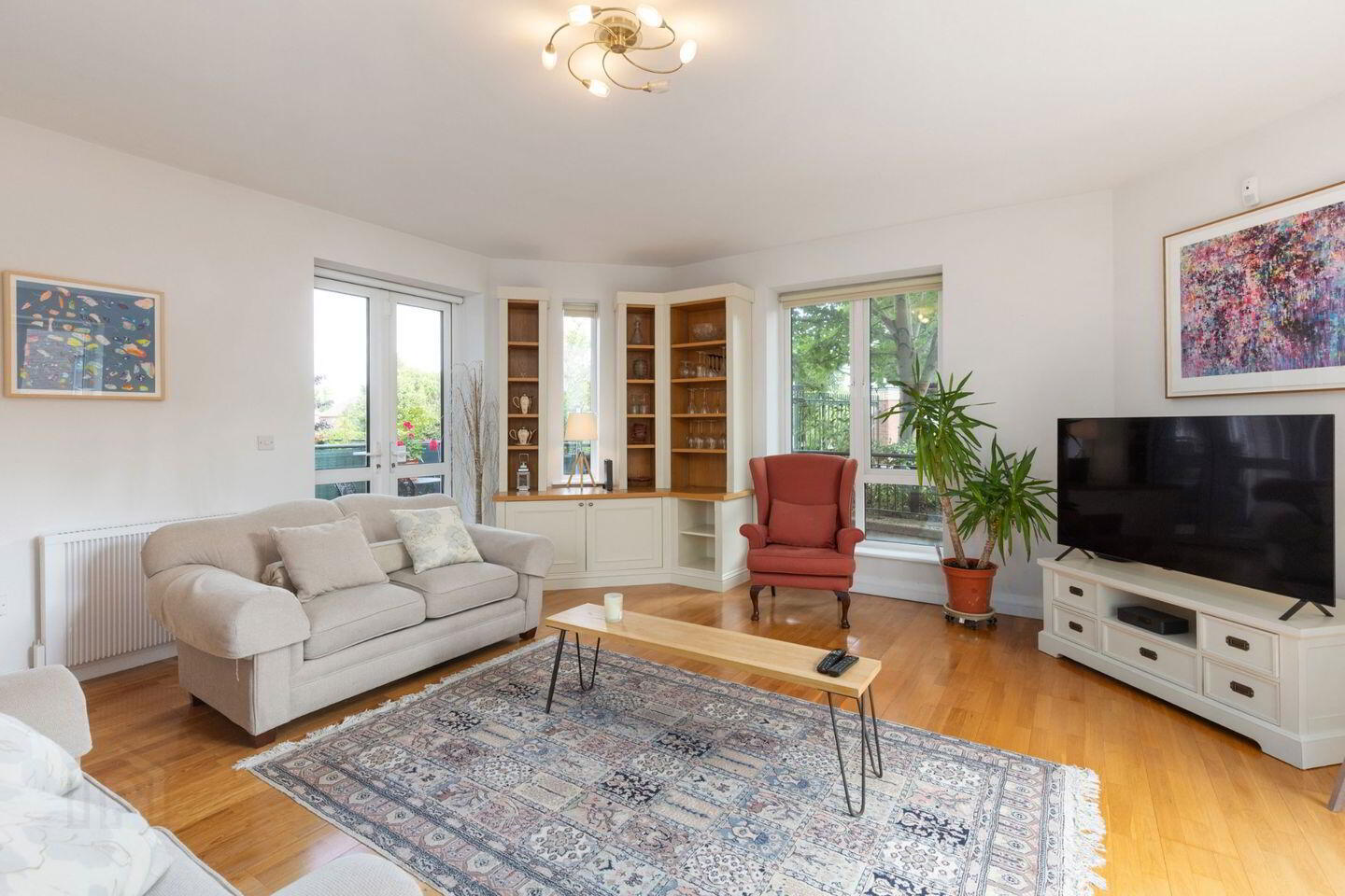 Apartment 5 House 2 Linden Court 3 of 14