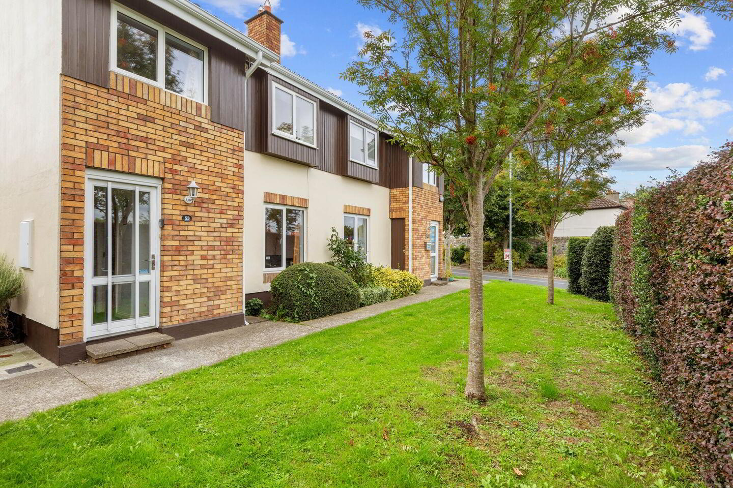 53 Rosemount Court 2 of 10