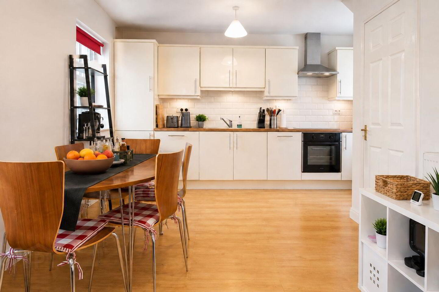3 Geraldine Mews 2 of 20