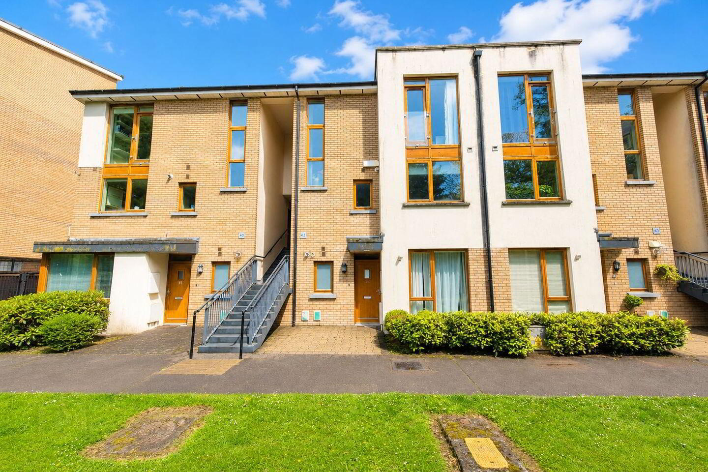 42 Blackrock Mews 1 of 30