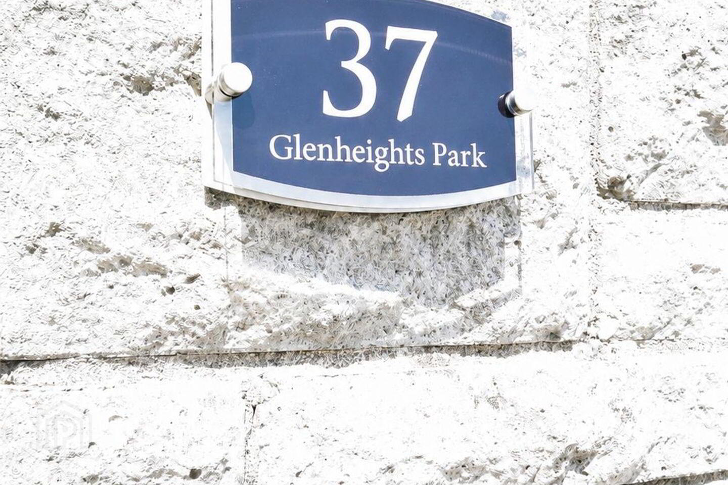 37 Glenheights Park 3 of 25