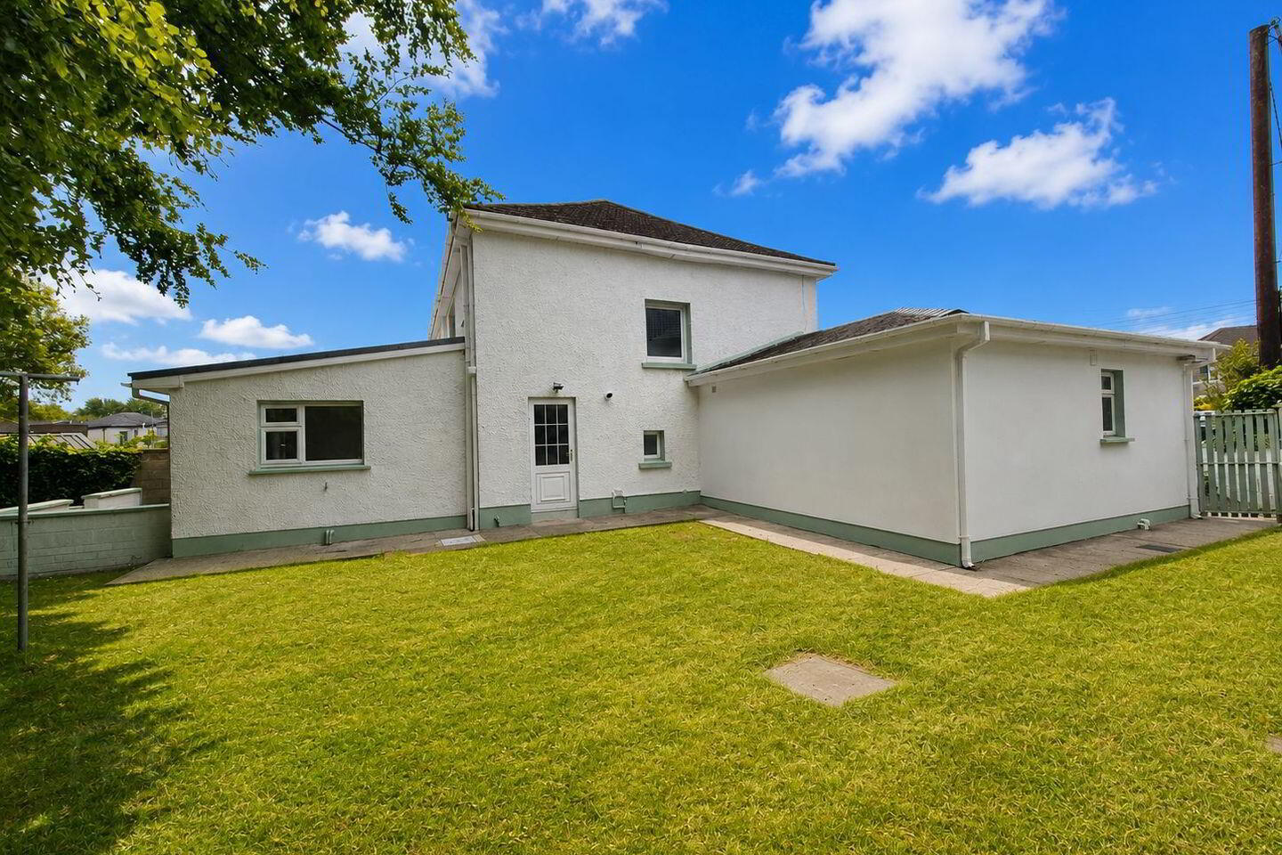 9 Rathmore Lawn 3 of 49