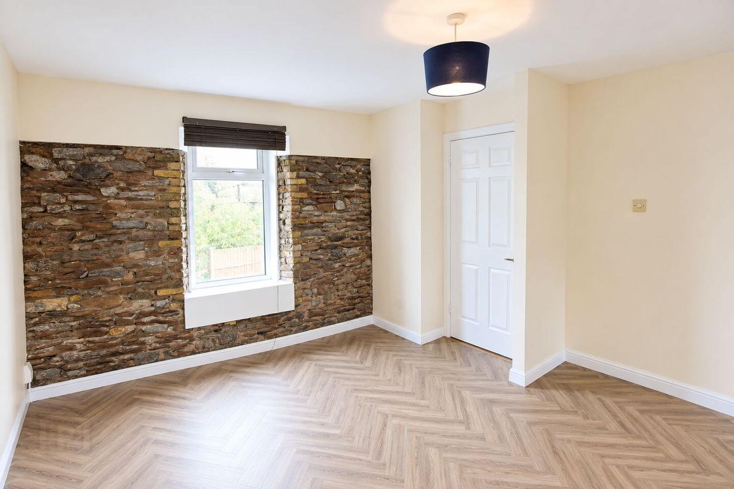 122 Blarney Street 3 of 22