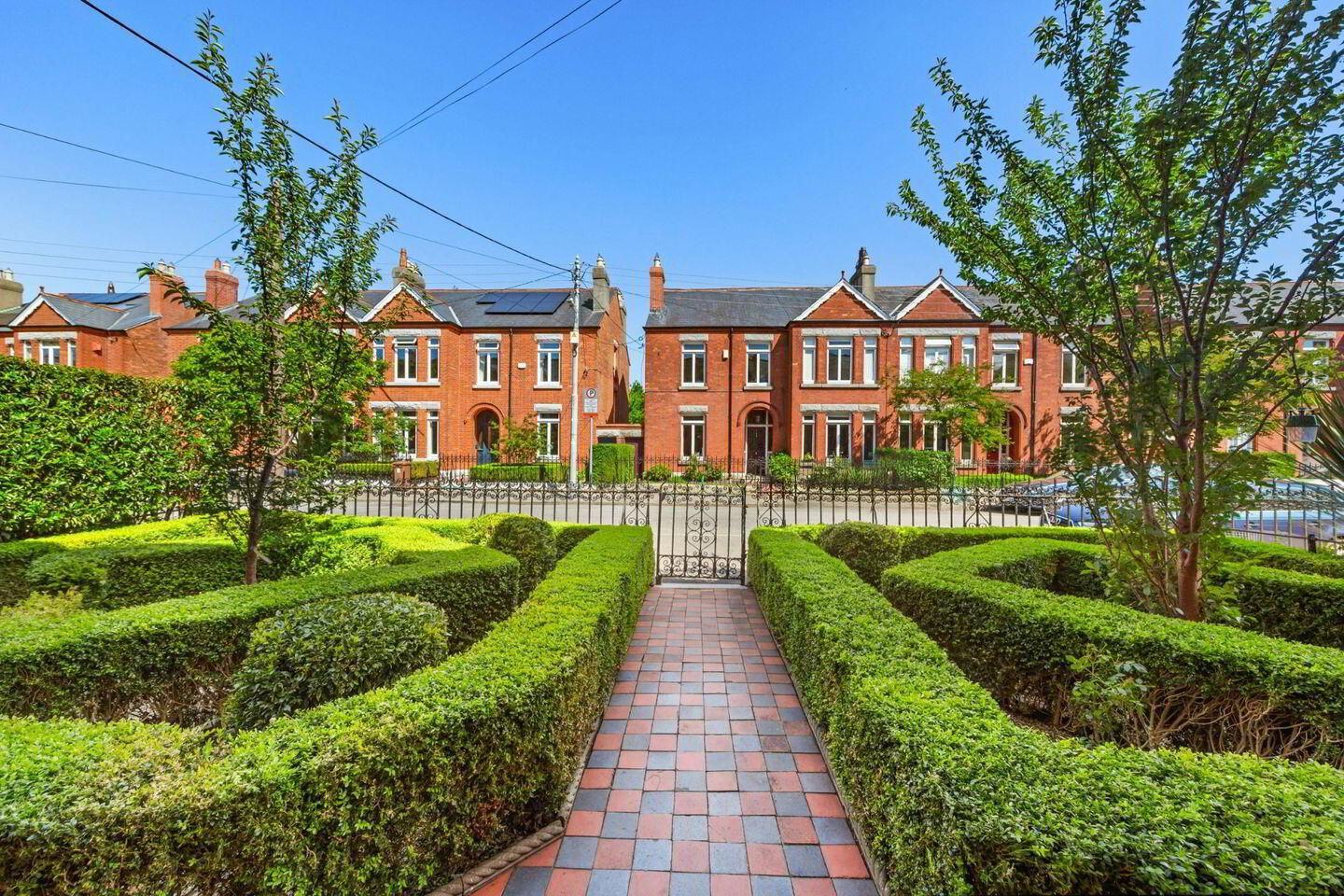 14 Healthfield Road 3 of 23