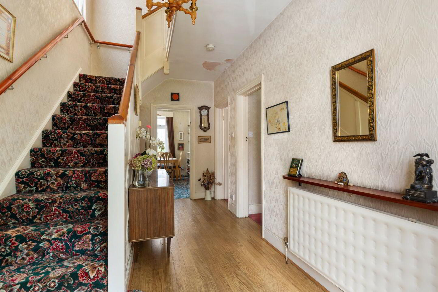 23 Lavarna Road 2 of 16