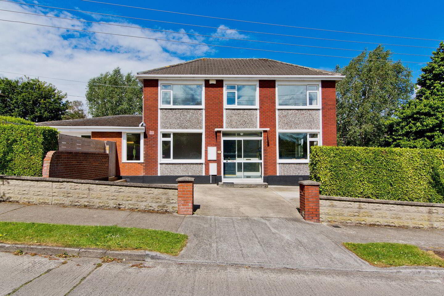 21 Hillside Park 1 of 18
