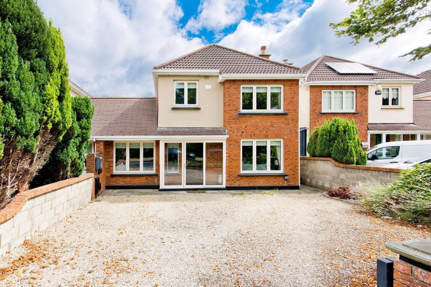 33 Wooddale Crescent 1 of 20