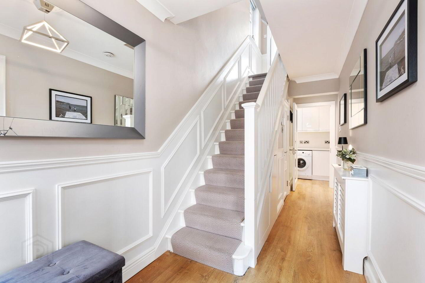 172 Woodfield 2 of 18