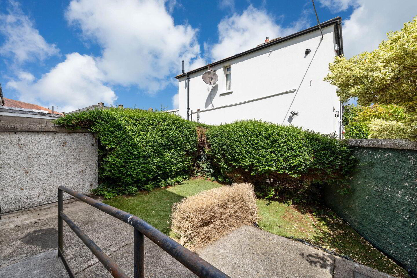 16 O'Neachtain Road 14 of 15
