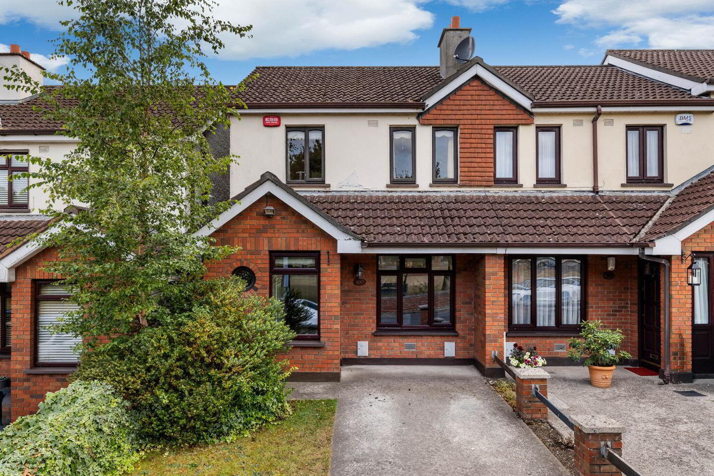 100 Glasnevin Downs 1 of 13