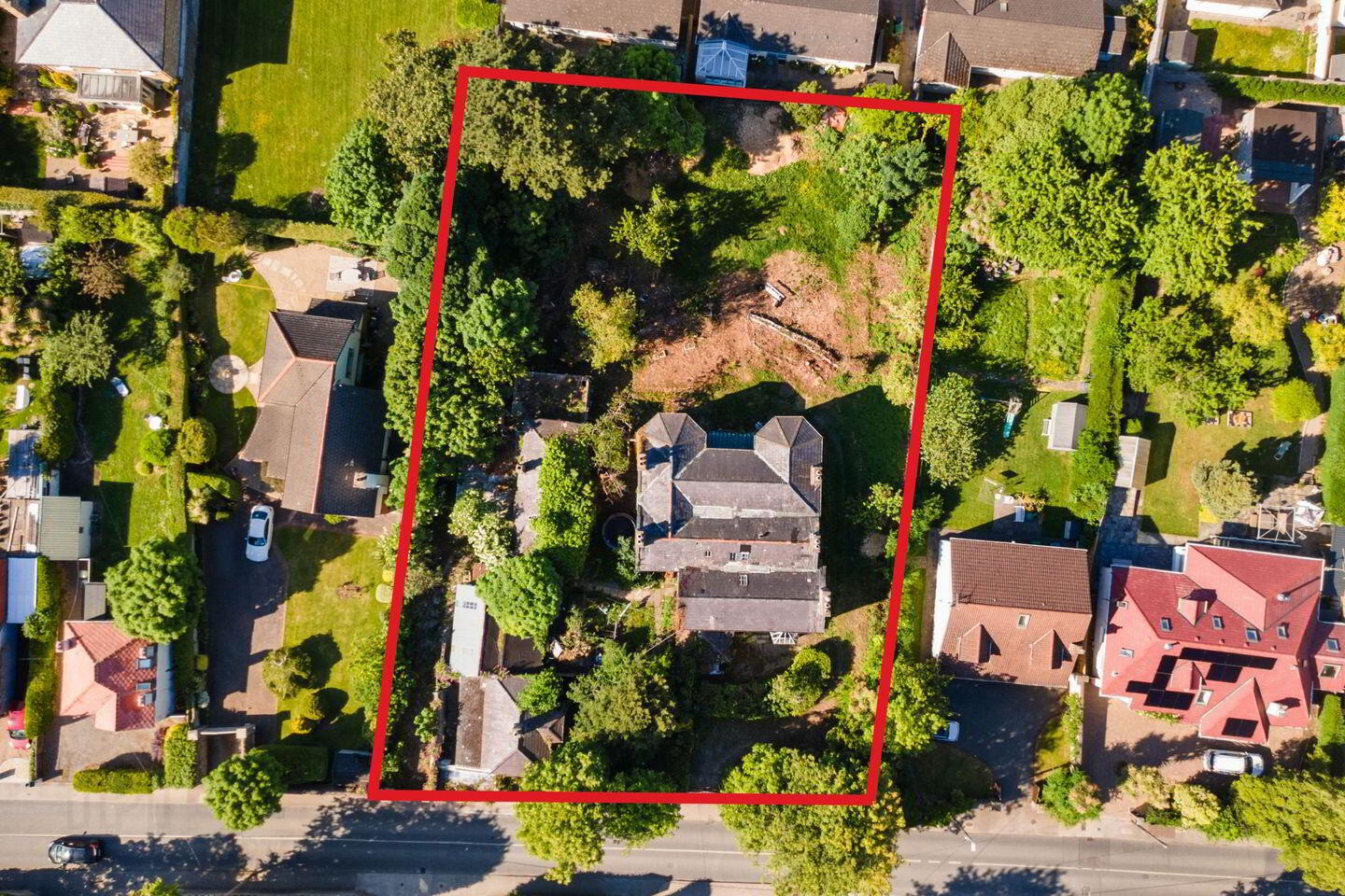 Wolverton House, Barnhill Road 2 of 18