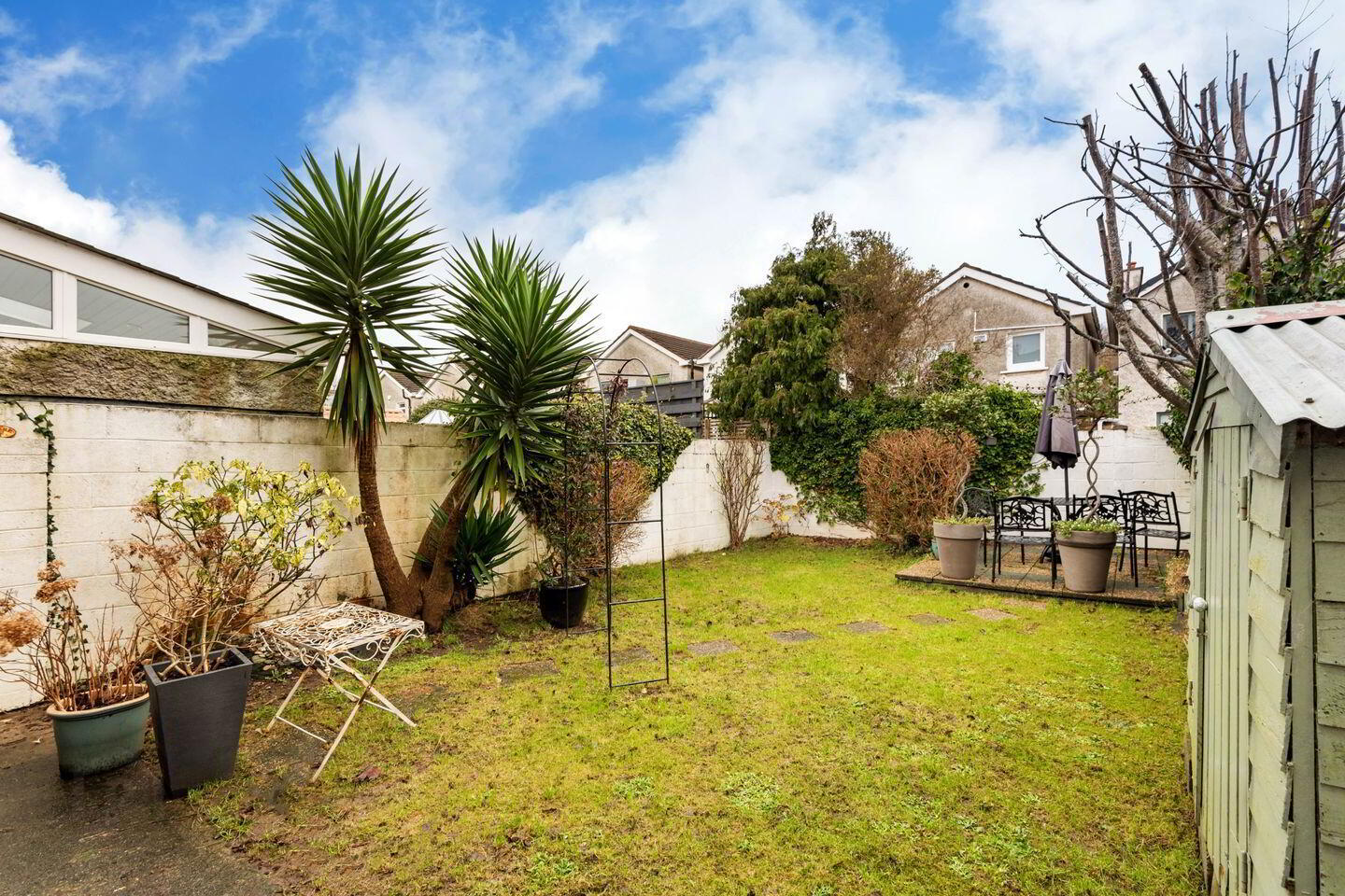 70 Seafield Court 2 of 15