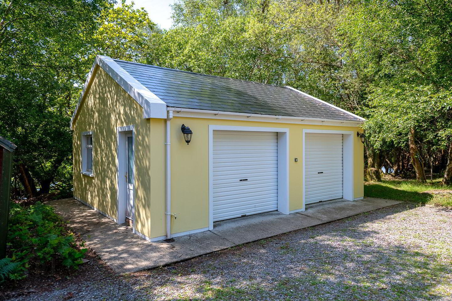 The Old Oak Cottage, Collorus 22 of 23