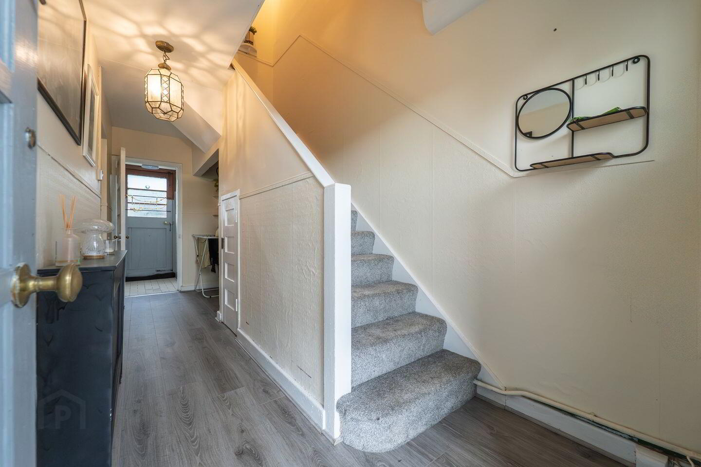 21 Bluebell Avenue 3 of 18